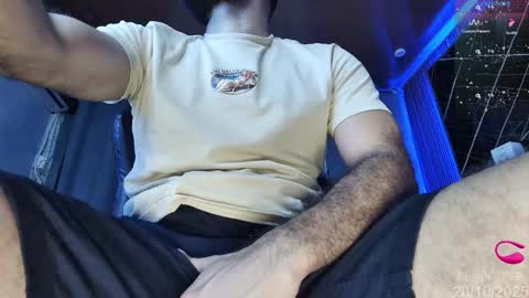 Snapshot of ben_blaze chatting on October 20, 5:19 am BEN online show from October 20, 5:19 am