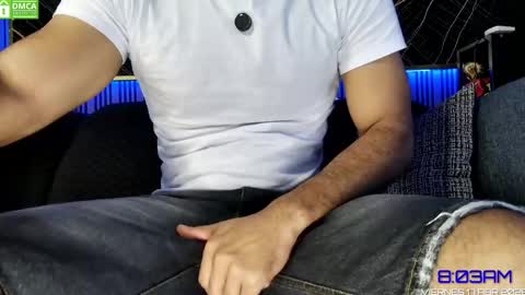 Snapshot of ben_blaze chatting on April 17, 1:03 pm BEN online show from April 17, 1:03 pm