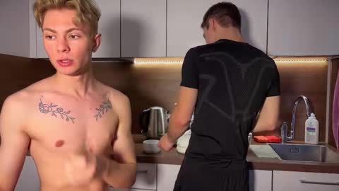 Snapshot of ben_harmon chatting on February 13, 9:05 am ben_harmon online show from February 13, 9:05 am