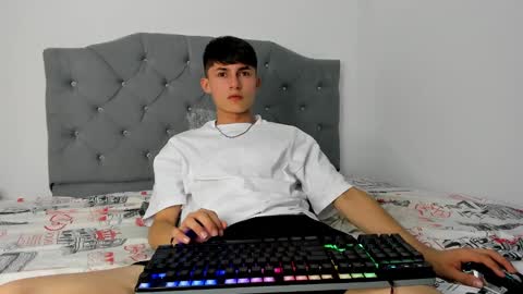 Anthony  online show from December 7, 6:43 am