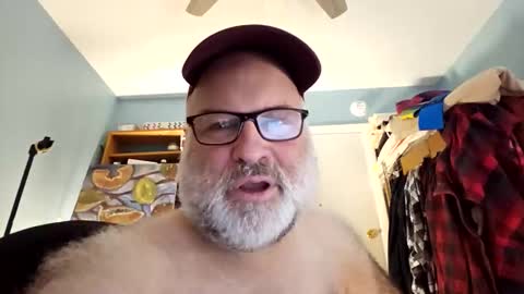 Bendavewill online show from December 17, 8:53 am