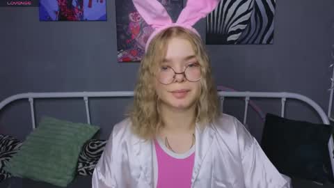 KENDALL  NATHAN online show from June 4, 5:52 pm