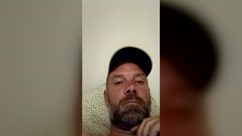 Snapshot of benj5959 chatting on July 13, 7:44 am benj5959 online show from July 13, 7:44 am