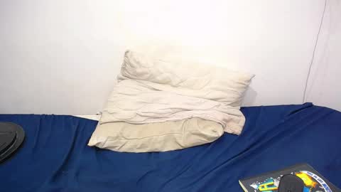 Snapshot of benjamin_button__ chatting on February 27, 11:32 am Jesus online show from February 27, 11:32 am