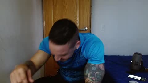 benjamin_isaac online show from December 4, 10:41 pm