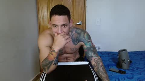 benjamin_isaac online show from January 3, 10:08 pm