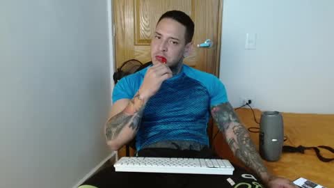 benjamin_isaac online show from March 8, 9:40 pm