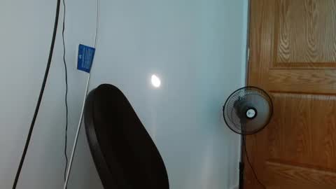 benjamin_isaac online show from March 9, 9:14 pm