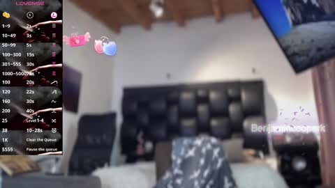 Snapshot of benjamincooperk1 chatting on October 1, 6:47 pm benjamincooperk online show from October 1, 6:47 pm