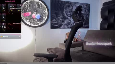 Snapshot of benjamincooperk1 chatting on November 6, 7:15 pm benjamincooperk online show from November 6, 7:15 pm