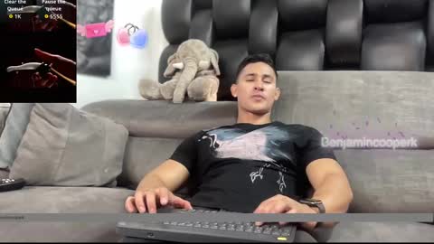 Snapshot of benjamincooperk1 chatting on November 15, 7:05 am benjamincooperk online show from November 15, 7:05 am