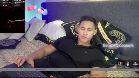 Snapshot of benjamincooperk1 chatting on December 1, 8:30 am benjamincooperk online show from December 1, 8:30 am