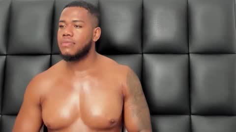 Snapshot of benjaminsr chatting on March 3, 4:57 pm BEJAMIN online show from March 3, 4:57 pm