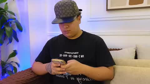 bennett_alejoo online show from March 27, 6:51 pm