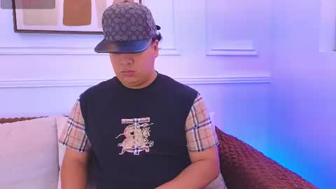 bennett_alejoo online show from June 21, 6:10 pm
