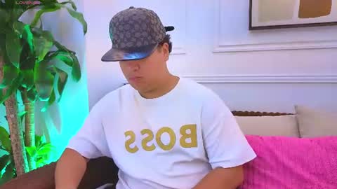 bennett_alejoo online show from July 1, 6:18 pm