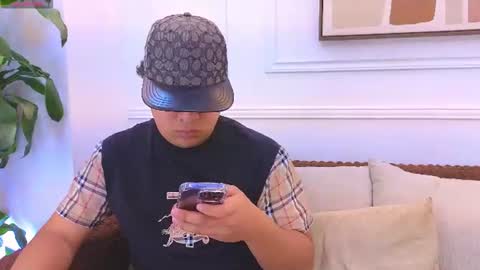 bennett_alejoo online show from July 3, 6:58 pm