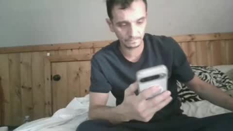 Snapshot of bennymn chatting on January 14, 6:38 pm benny and innocentvixon online show from January 14, 6:38 pm