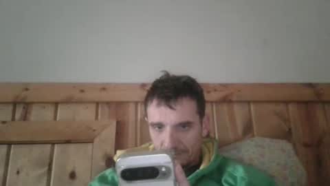 Snapshot of bennymn chatting on January 26, 6:06 pm benny and innocentvixon online show from January 26, 6:06 pm