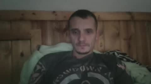 Snapshot of bennymn chatting on November 9, 4:27 pm benny and innocentvixon online show from November 9, 4:27 pm