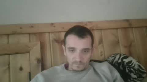 Snapshot of bennymn chatting on December 13, 8:04 pm benny and innocentvixon online show from December 13, 8:04 pm