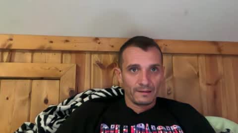 benny and innocentvixon online show from June 28, 10:49 pm