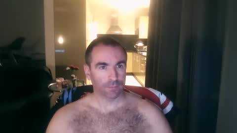 Snapshot of bensince1984_ chatting on January 19, 8:51 am Ben online show from January 19, 8:51 am