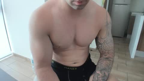 Snapshot of benthebodybuilder chatting on December 25, 5:37 pm Ben Braxton online show from December 25, 5:37 pm