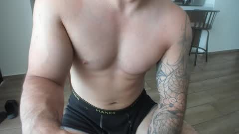 Snapshot of benthebodybuilder chatting on January 7, 7:06 pm Ben Braxton online show from January 7, 7:06 pm