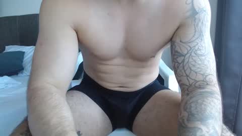 Snapshot of benthebodybuilder chatting on January 29, 8:25 pm Ben Braxton online show from January 29, 8:25 pm