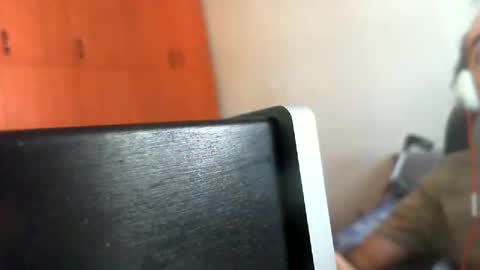 Snapshot of bentish chatting on October 10, 7:29 am bentish online show from October 10, 7:29 am