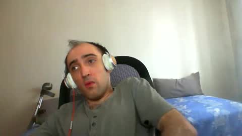 Snapshot of bentish chatting on October 12, 6:56 am bentish online show from October 12, 6:56 am