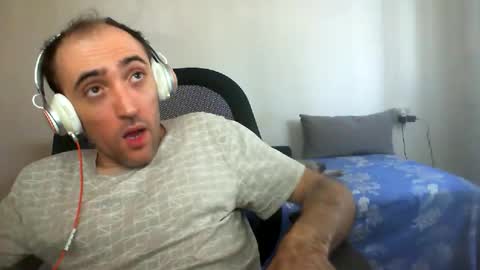 Snapshot of bentish chatting on November 10, 8:02 am bentish online show from November 10, 8:02 am