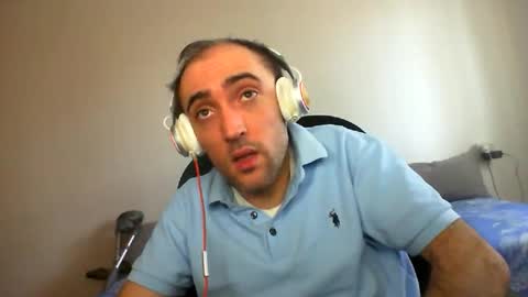 Snapshot of bentish chatting on December 1, 8:30 am bentish online show from December 1, 8:30 am