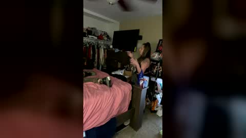 bentleyyjames007 online show from December 21, 2:35 pm