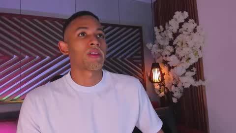 bento_fox online show from November 23, 3:28 am