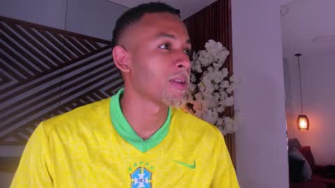 bento_fox online show from January 13, 2:39 am