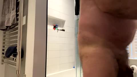 benz10001 online show from March 4, 12:22 pm