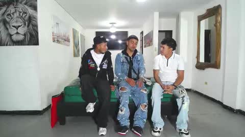 benz boys online show from November 12, 11:43 am