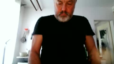 Martin online show from November 30, 9:13 am