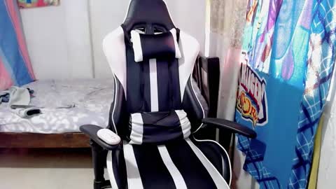 Bergon77 online show from February 19, 2:34 pm