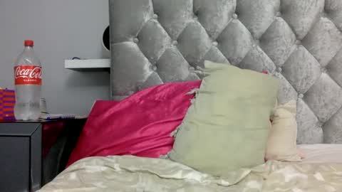 tixxie  online show from December 21, 5:29 pm