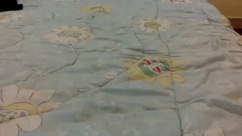 tixxie  online show from November 12, 6:19 pm