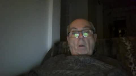 bernard1102 online show from November 16, 1:22 am