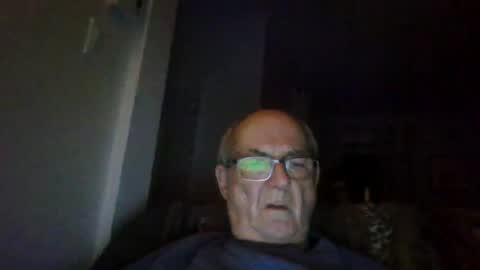 bernard1102 online show from July 11, 1:41 am