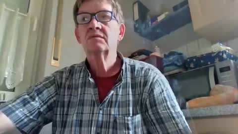 bernie6004 online show from June 2, 9:22 am