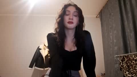 Snapshot of berniebourret chatting on February 3, 2:22 pm Amber online show from February 3, 2:22 pm