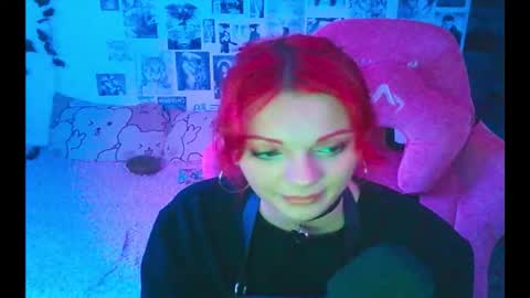 Snapshot of berriekitten chatting on November 2, 5:04 pm BerrieKitten online show from November 2, 5:04 pm