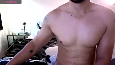 berriess_ online show from October 18, 12:06 pm