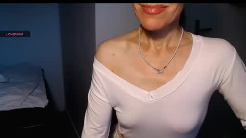 Snapshot of berry2024 chatting on September 26, 5:33 am berry2024 online show from September 26, 5:33 am